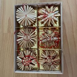 Christmas tree ornaments straw stars