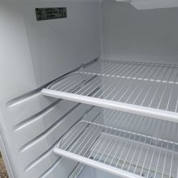 Whirlpool Freezer/ Fridge 