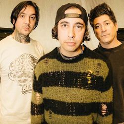 Pierce The Veil with Beach Weather and Sleeping With Sirens Concert Tickets 