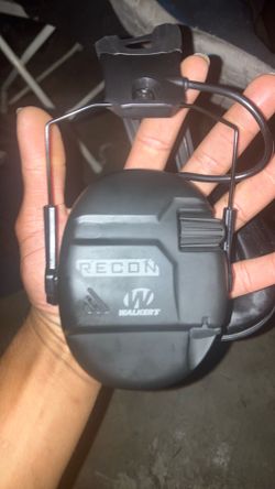 Recon walker’s digital noise cancelling ear muffs