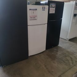Frigidaire 13.9 cu. ft. White Freezer/Refrigerator