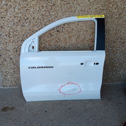 2023-25 Chevy Colorado Left Front Door 