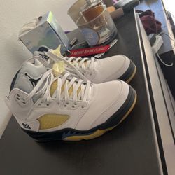 Women Jordan 5 Size 7.5