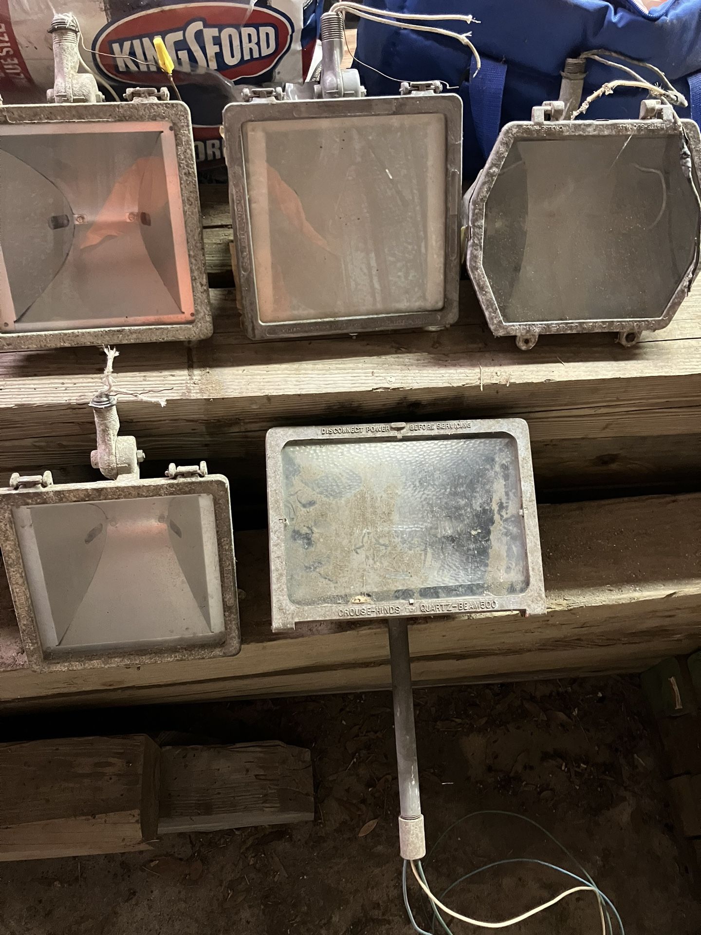 Halogen Flood Lights