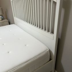 IKEA white drawer dresser for bedroom