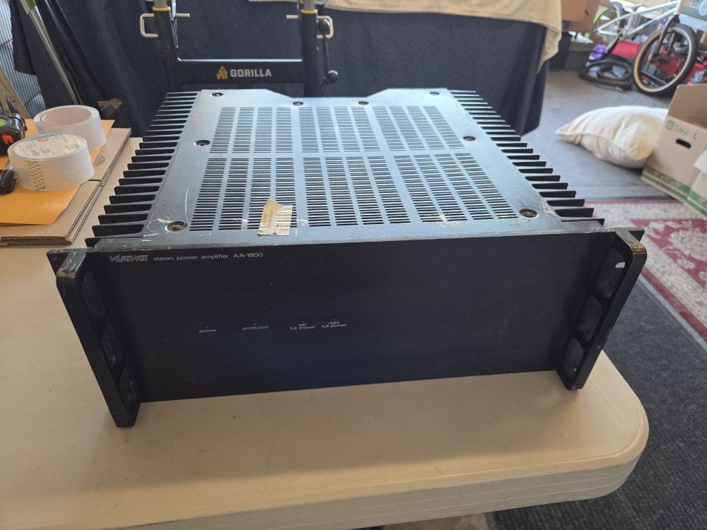 Vintage 80s Heathkit AA-1800 power Amplifier 