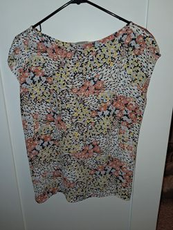 LOFT Floral Mixed Fabric Blouse – Size Medium
