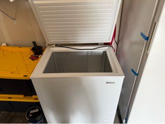 Deep freezer