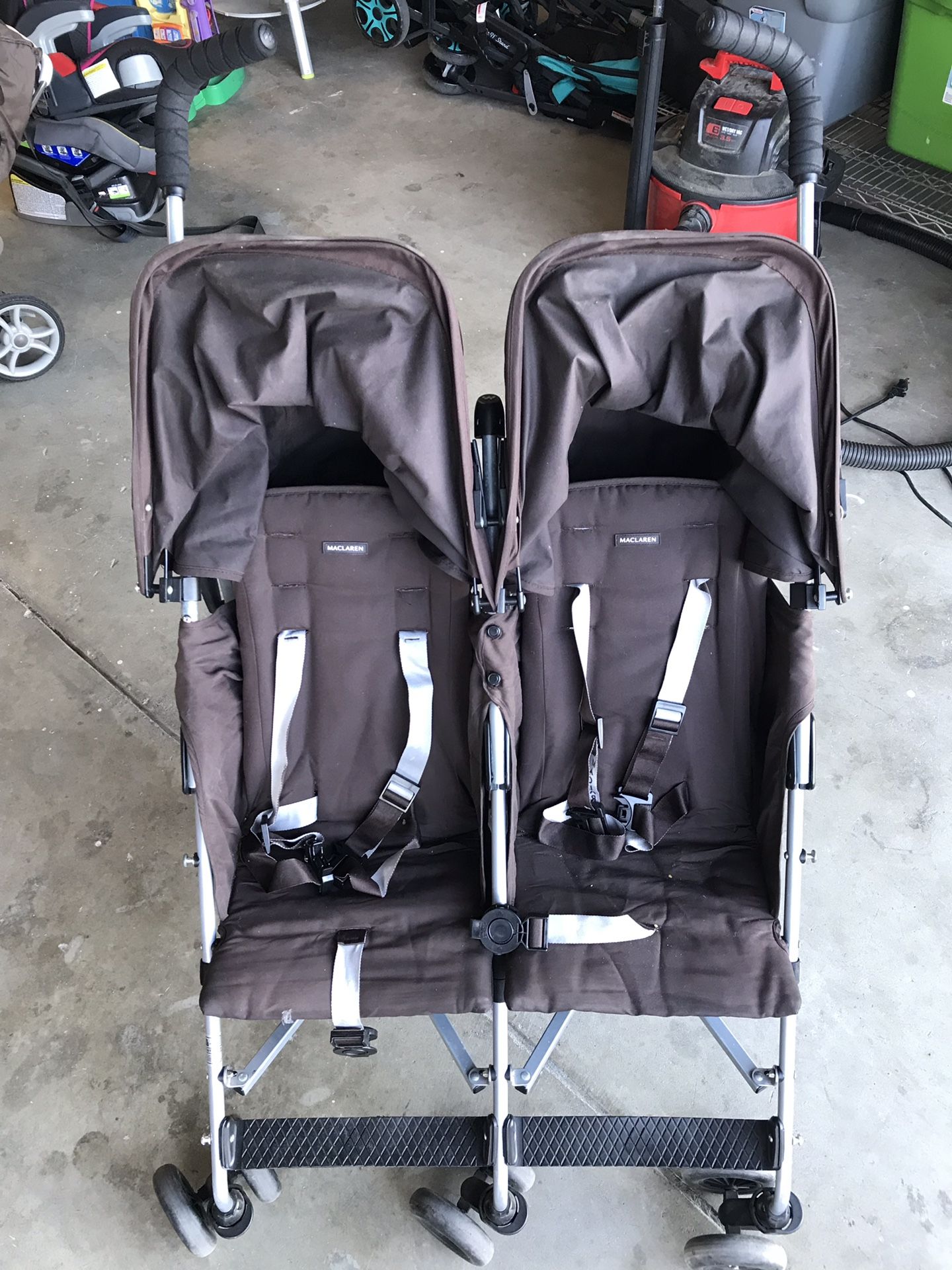 Baby stroller (side by side)