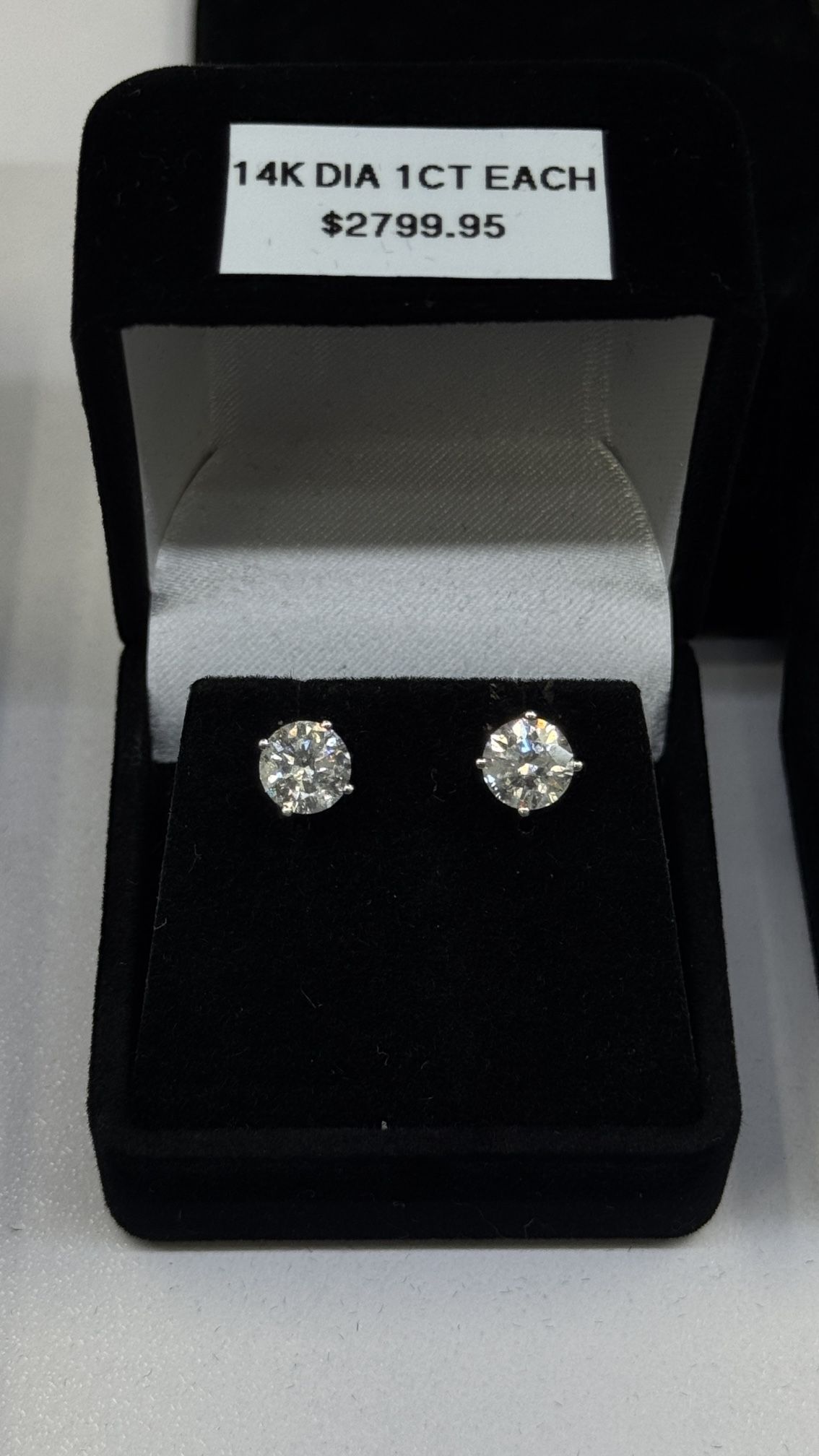 14K White Gold 2 carats tdw 1 carat each no trades 3816 Steilacoom Blvd Sw Lakewood WA (contact info removed)