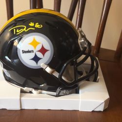 Darnell Washington Autographed Steelers Mini Helmet