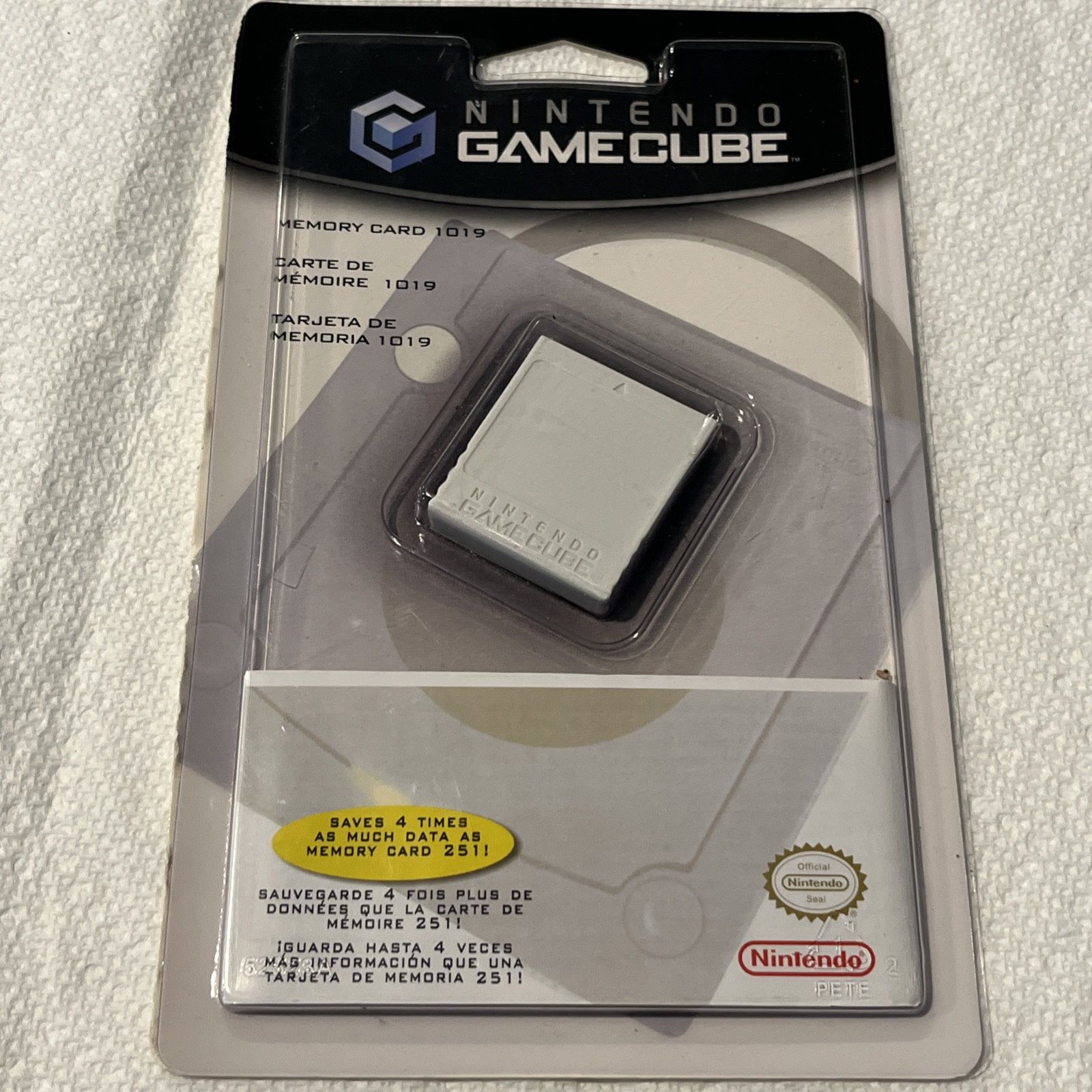 Nintendo GameCube Official OEM Memory Card (2004) 1019 Blocks - Brand New