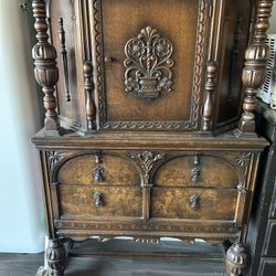 Antique Furniture 