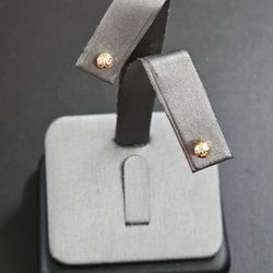 18k Gold Earrings 