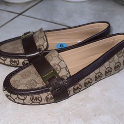 Michael Kors Flats Size 6