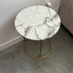 $20 End Table