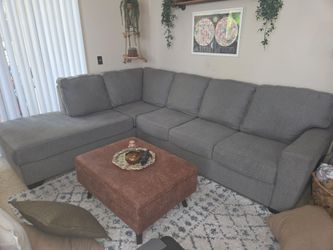 L shaped couch- gray