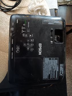 Epson Projector  3lco Wuxga Used A Couple Of Times