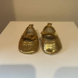 Baby girl shoes 0-3 months