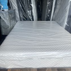 Memory Foam Queen Mattress New