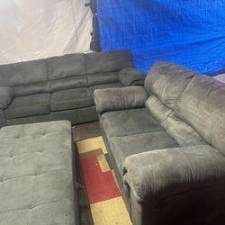 Great Couch And Liz Good Conditionally We Sell All The Time Delivery $40 Local