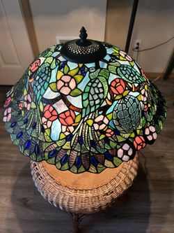 Tiffany Style Lamp