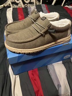 Men's Hey Dude Shoes size 12