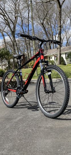 26” Giant Revel 21 Speed Mountain Bike Bicycle Pristine MINT Like New Condition