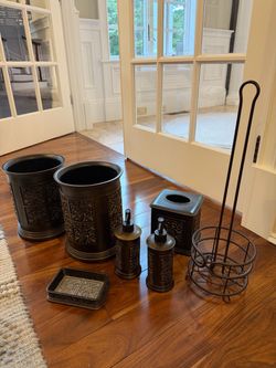 Imperial Tuscan Bathroom Accessory set