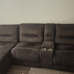 XL Pacifica 127" Power Reclining Couch (Like New)