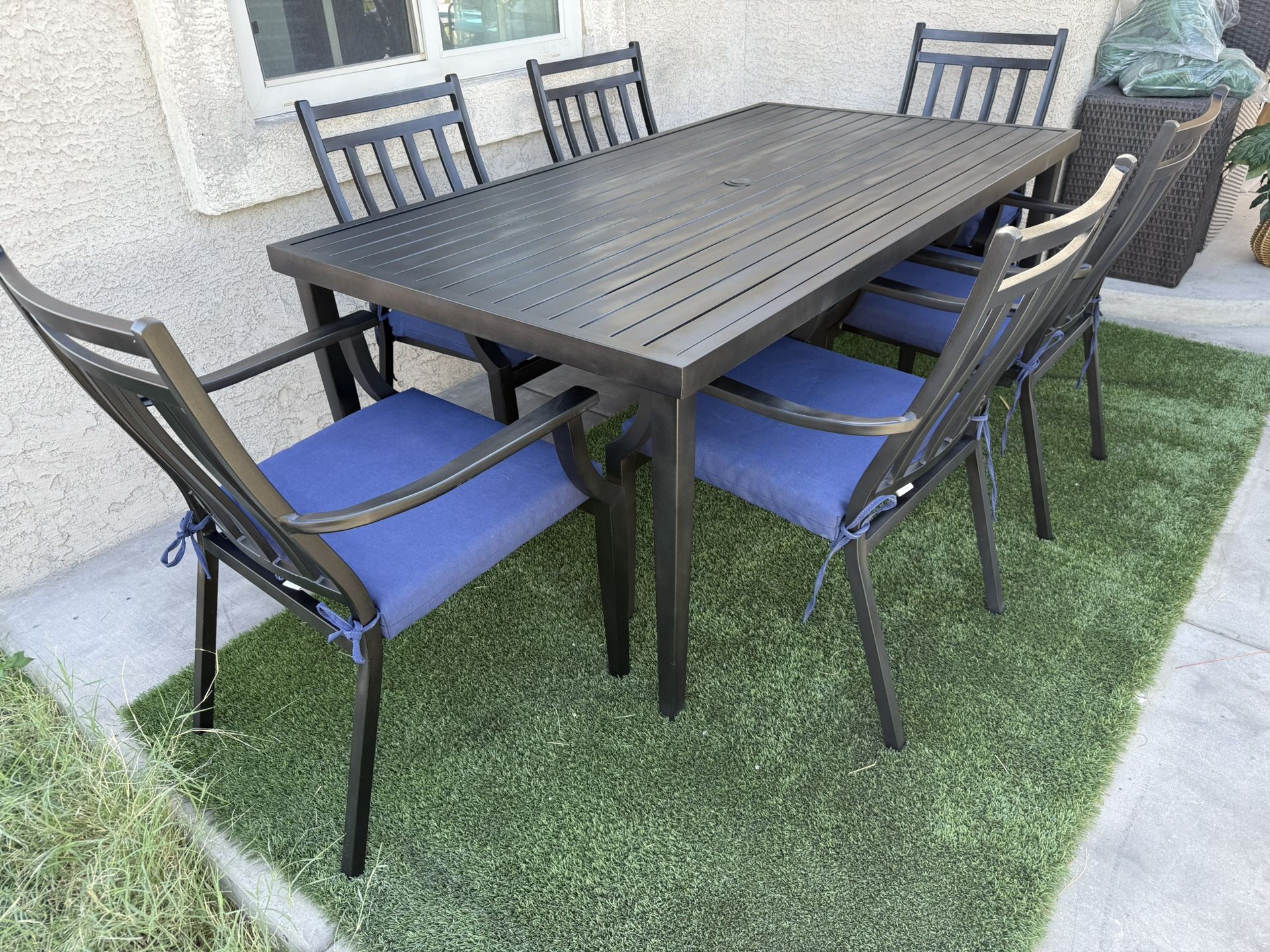 Patio Outdoor Furniture 6 Chairs With Cushions And 1 Table All Metal