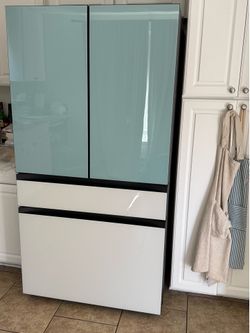 Bespoke Standard-Depth 28.8-cu ft 4 -Door Smart Compatible French Door Refrigerator with Dual Ice Maker with Water Dispenser and Door within Door ( Mo