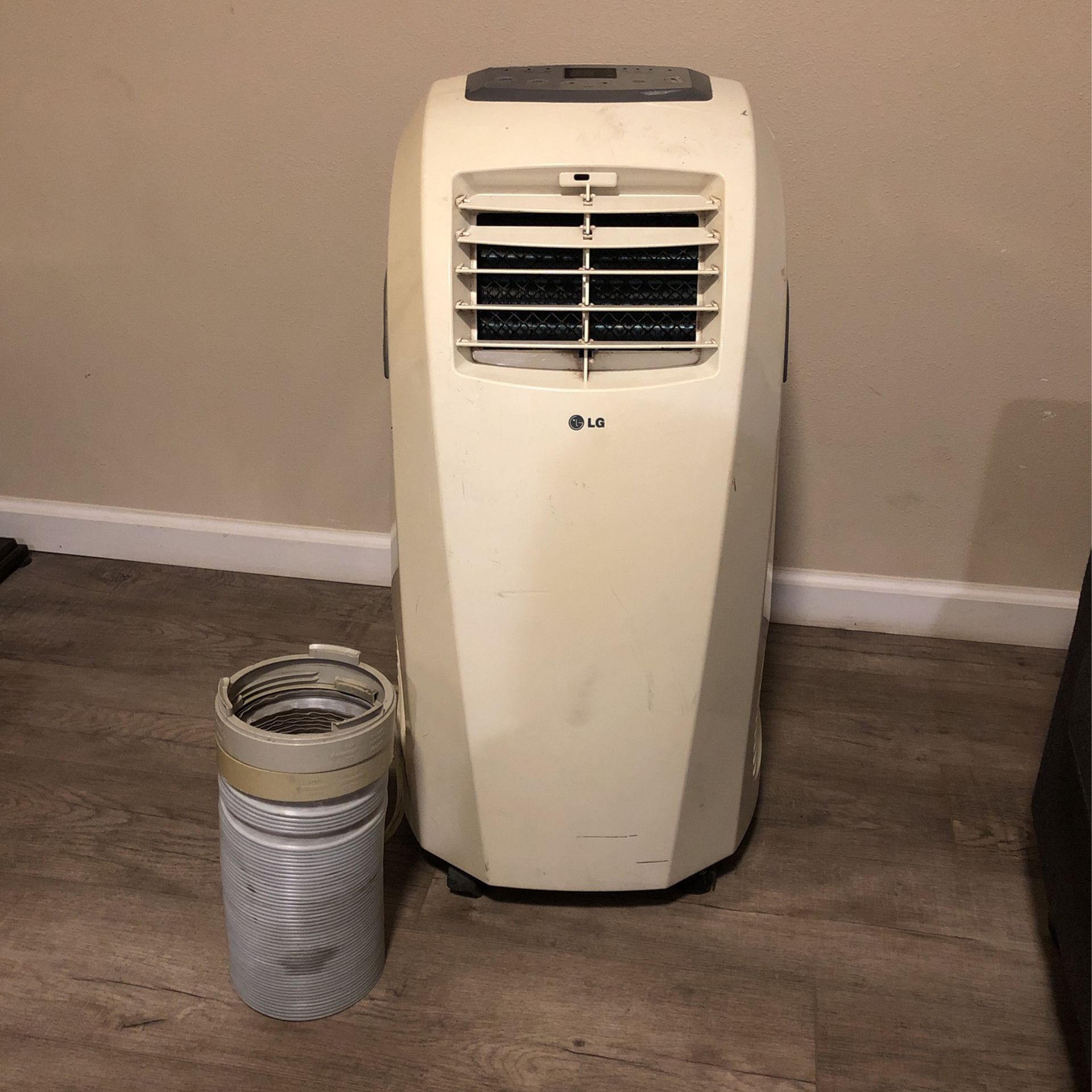 LG Portable Air Conditioning 10000 BTU