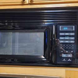 Whirlpool Over-The-Range Microwave