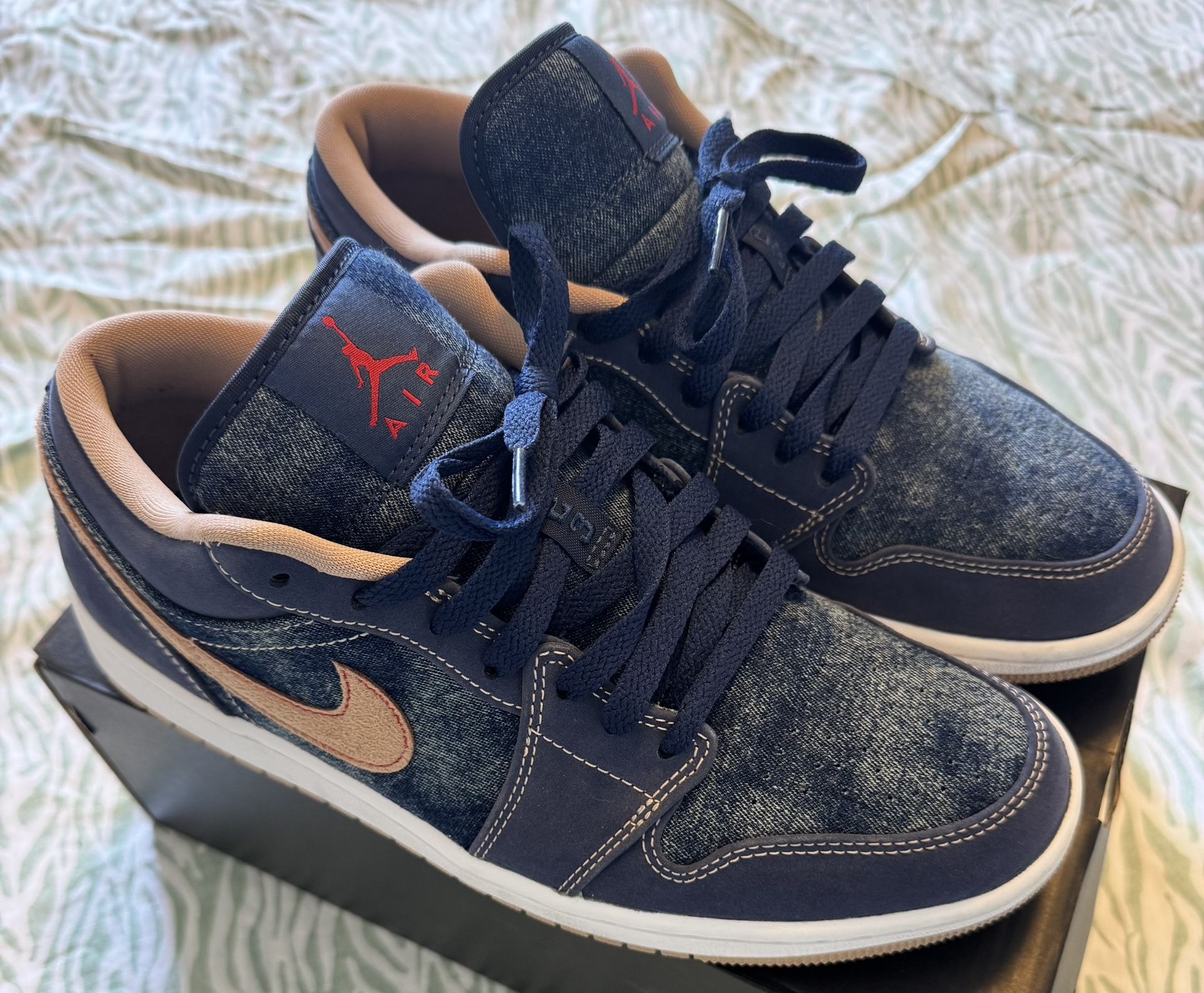 Nike Air Jordan 1 Size 8.5 Low Top SE Denim Men Used DH1259-400