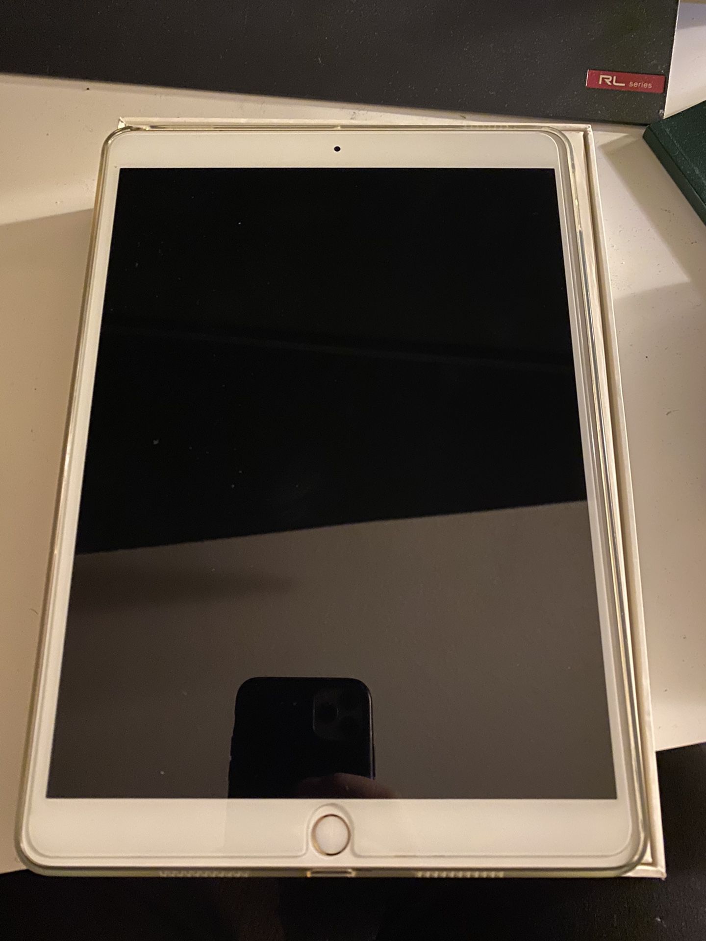 iPad Pro (10.5-inch) Wi-Fi + Cellular 256GB