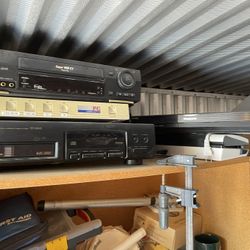 Cd Player, Multiple Disc Player, VHS