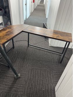 L shape table