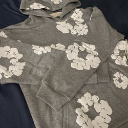 Grey denim tears Size M