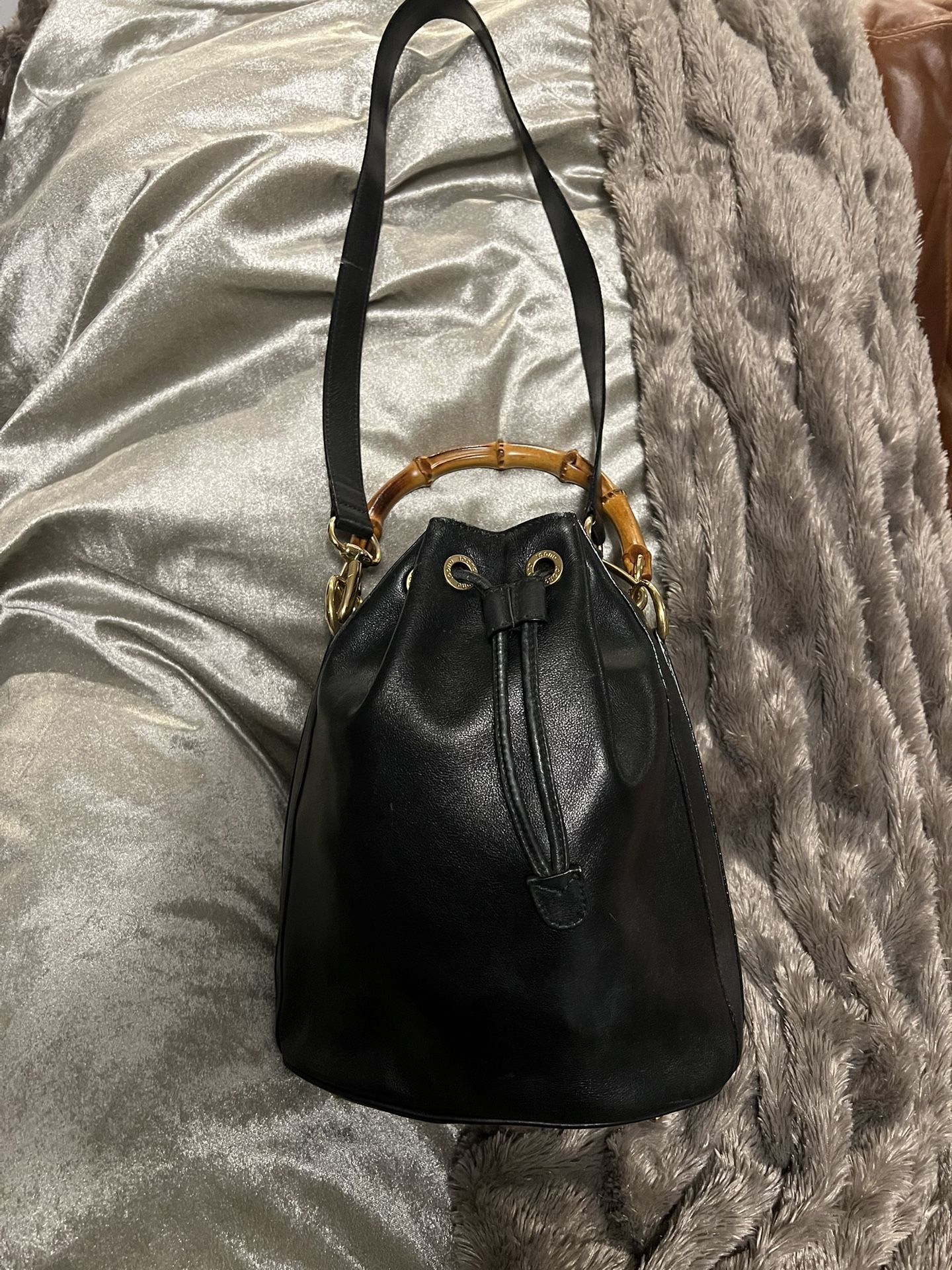 BLACK LEATHER BAG