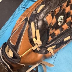Franklin brand fielding glove, 