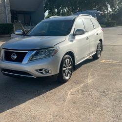 2016 Nissan Pathfinder