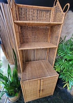 Vintage Wicker Bakers Rack