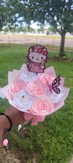 Hello Kitty Graduation Bouquet 