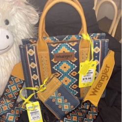 Wrangler Purse Set 