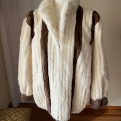 Top Fur Mink Womens Coat Size Med