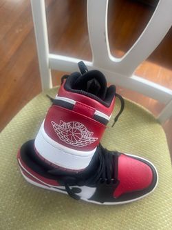 Nike Air Jordan 1 Red Black White Sneakers
