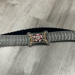 Women’s Silver Metal And Elastic Link Belt With Enamel And Rhinestone Buckle