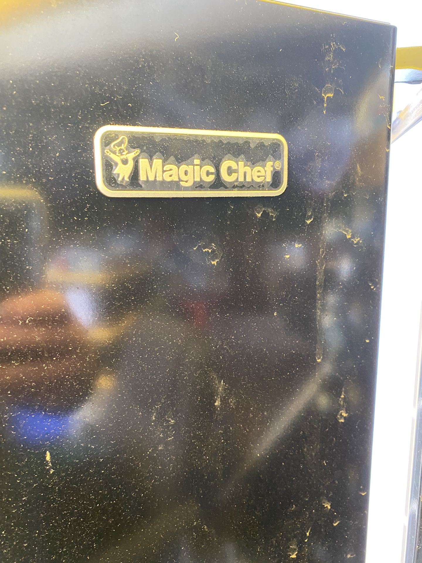 Magic Chef Fridge. Works Perfect! 