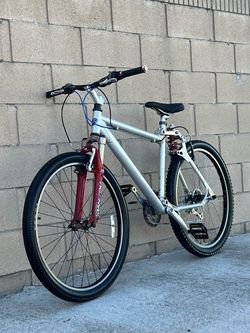GT mountain bike full suspension